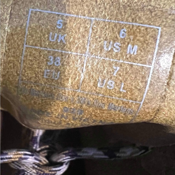 Dr.Martens Women’s 939 Ben Suede In Moss Green Padded Collar Lace Up Boots New - Picture 12 of 15